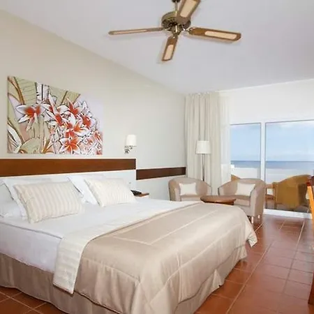 Occidental Royal Club Hotel